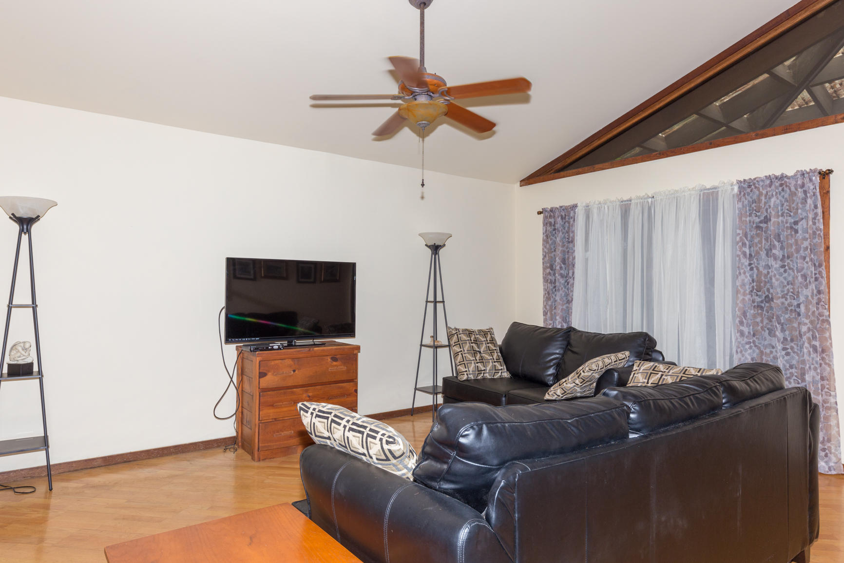 2452 Southeast Pinero Road Port St. Lucie, FL 34952 - Photo 11 of 33 WALPHOTOGRAPHY.COM-18