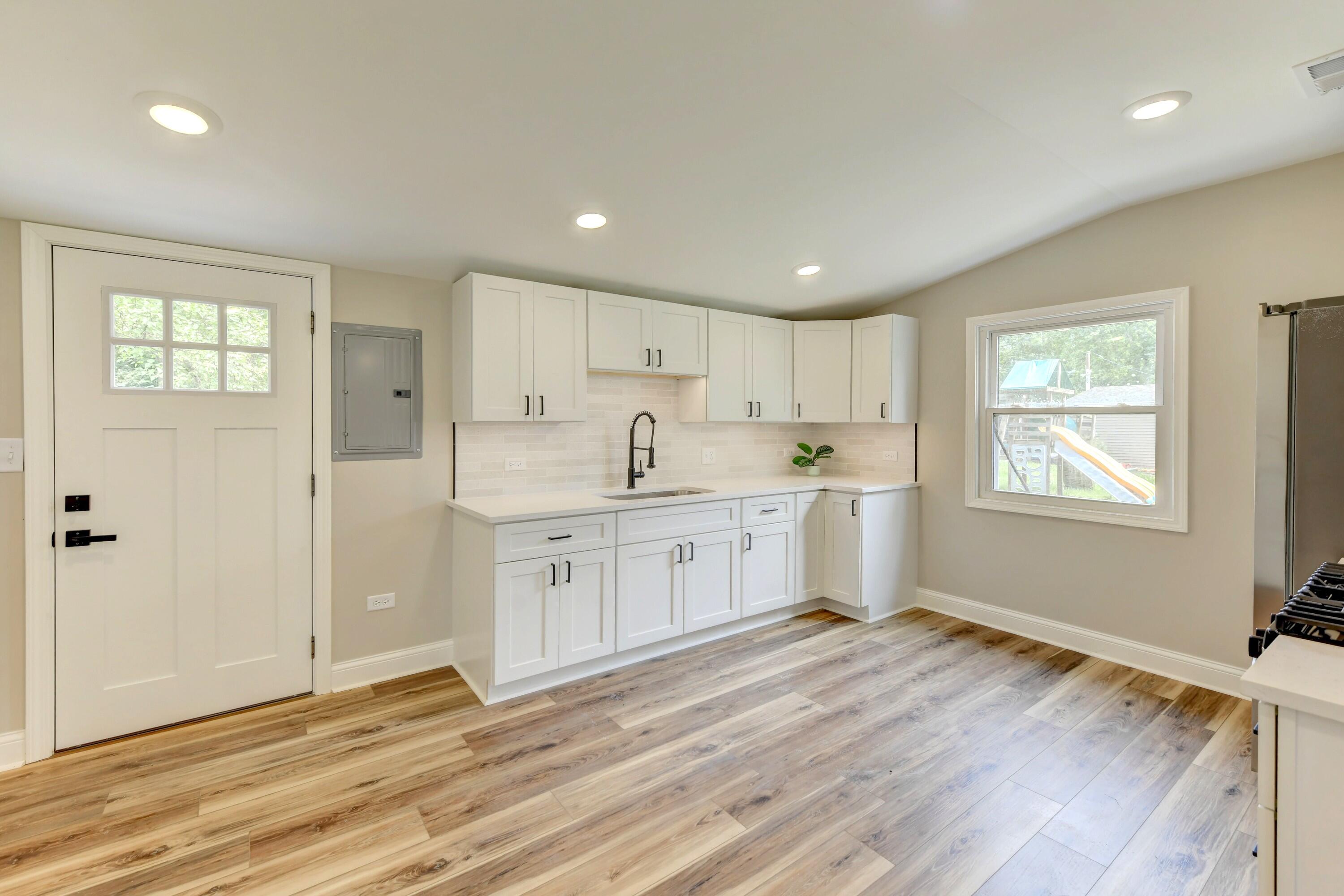 3908 West 127th Place Crown Point, IN 46307 - Photo 4 of 18