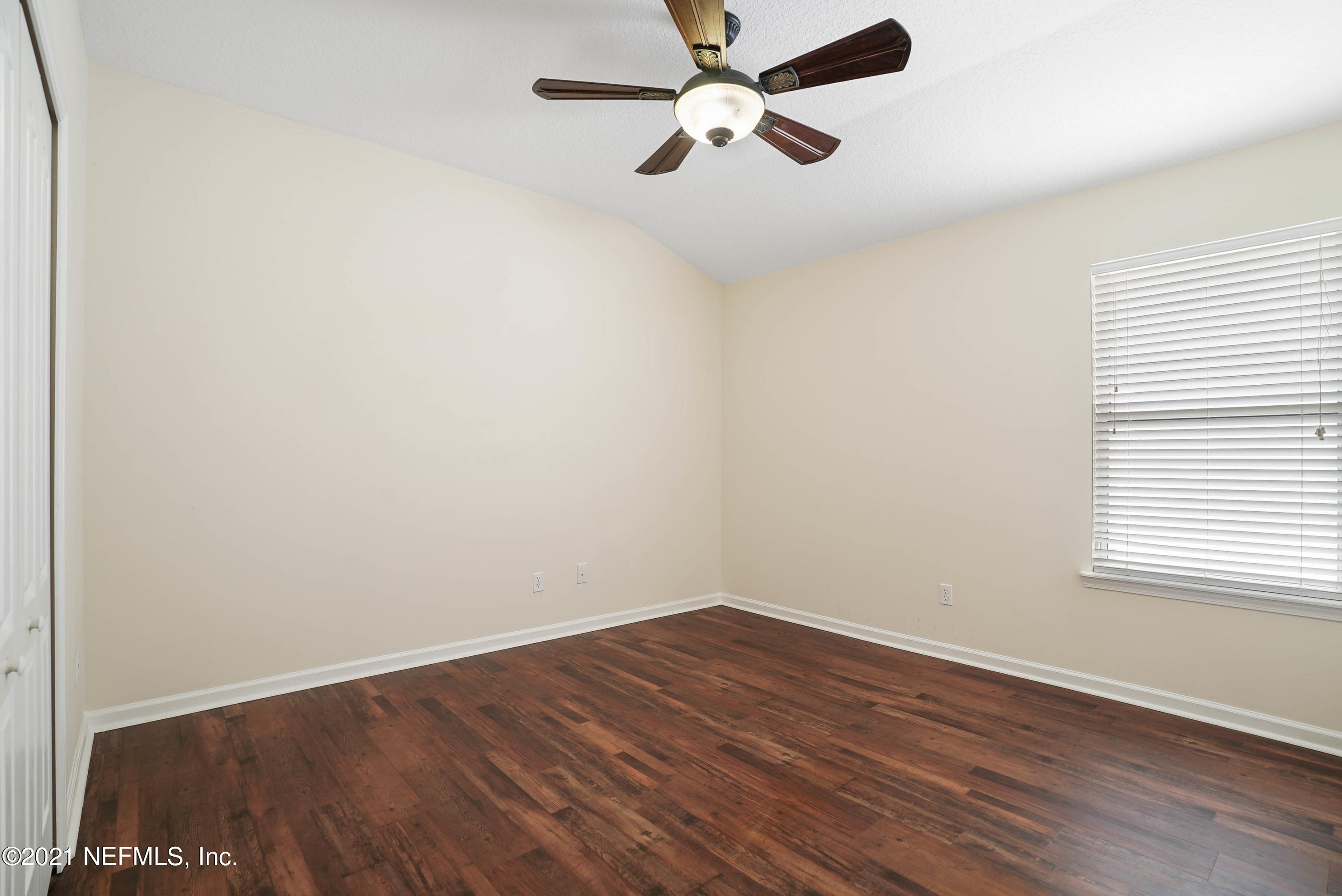 824 Reflection Cove Road East Jacksonville, FL 32218 - Photo 17 of 26 Third Bedroom