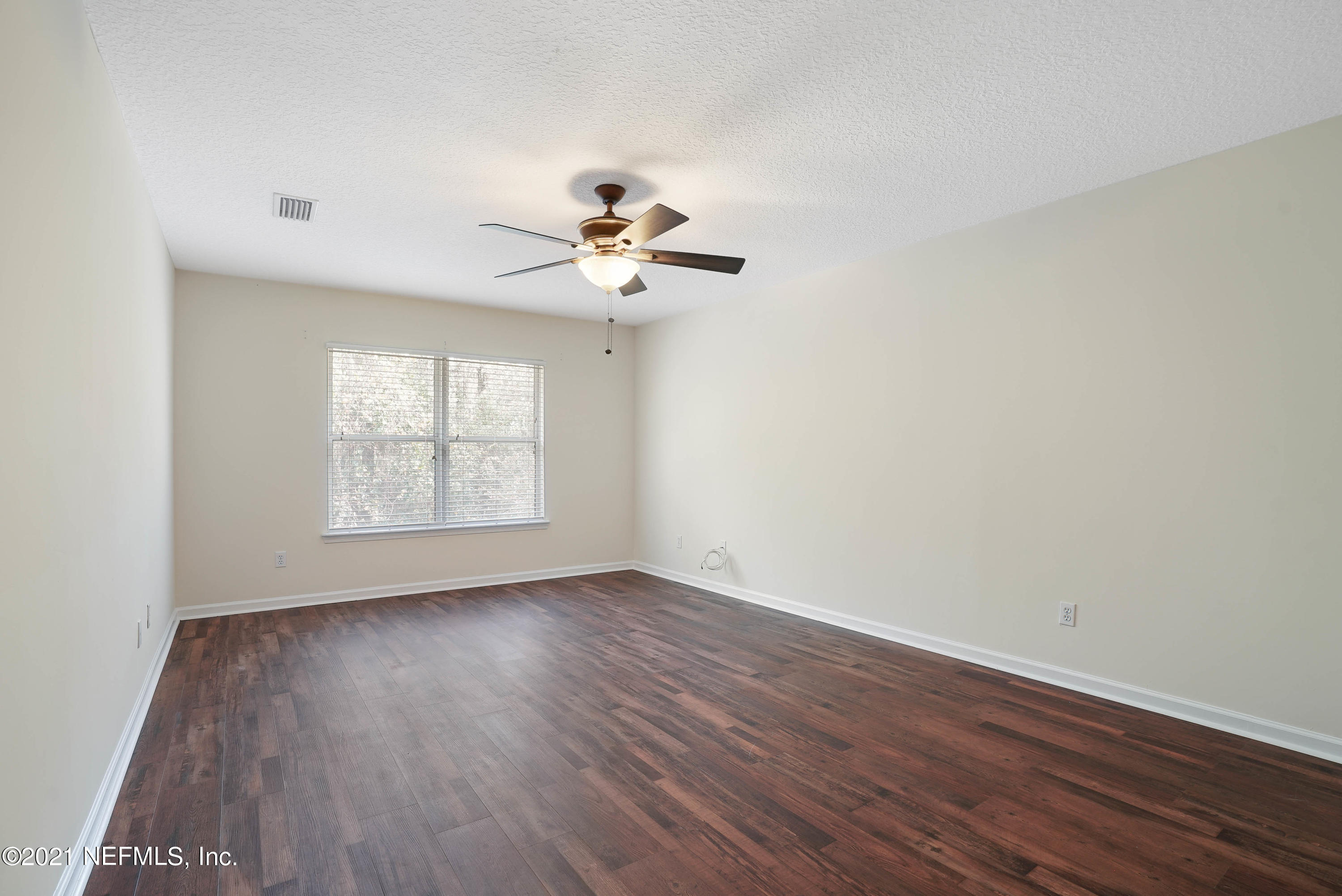 824 Reflection Cove Road East Jacksonville, FL 32218 - Photo 20 of 26 Fifth Bedroom (Upstairs)