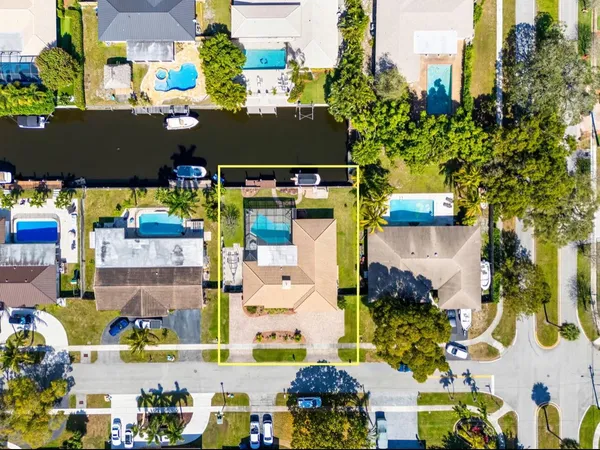 $9,500 | 5921 Southwest 17th Court, Unit 59212, Plantation, FL 33317