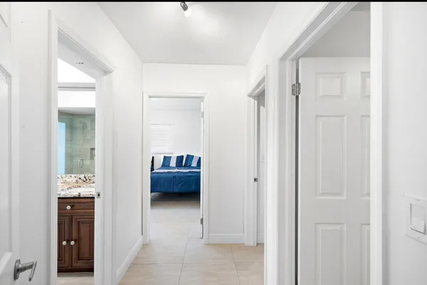 $9,500 | 5921 Southwest 17th Court, Unit 59212, Plantation, FL 33317