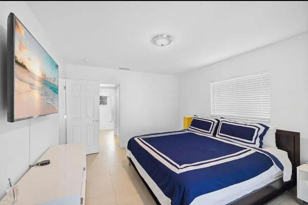 $9,500 | 5921 Southwest 17th Court, Unit 59212, Plantation, FL 33317
