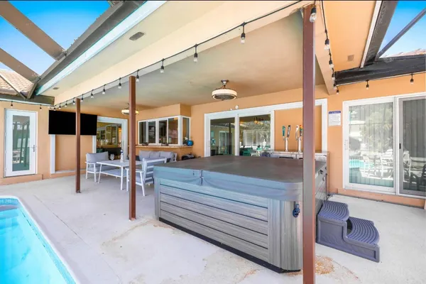 $9,500 | 5921 Southwest 17th Court, Unit 59212, Plantation, FL 33317