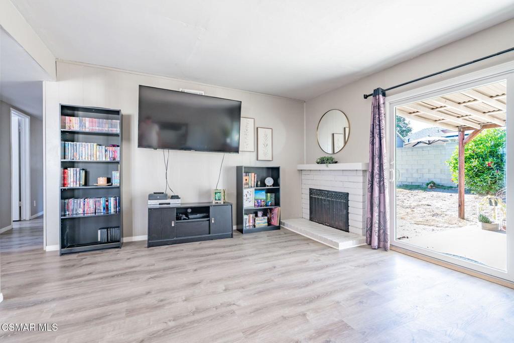 2145 Cochran Street Simi Valley, CA 93065 - Photo 16 of 38
