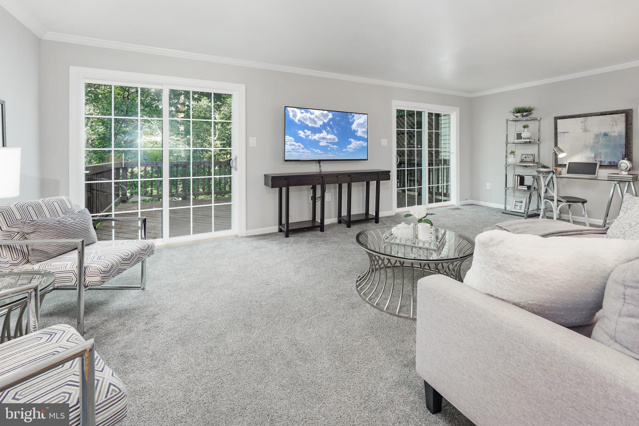 7210 Olde Lantern Way Springfield, VA 22152 - Photo 18 of 52 Large Family Room, Main Level