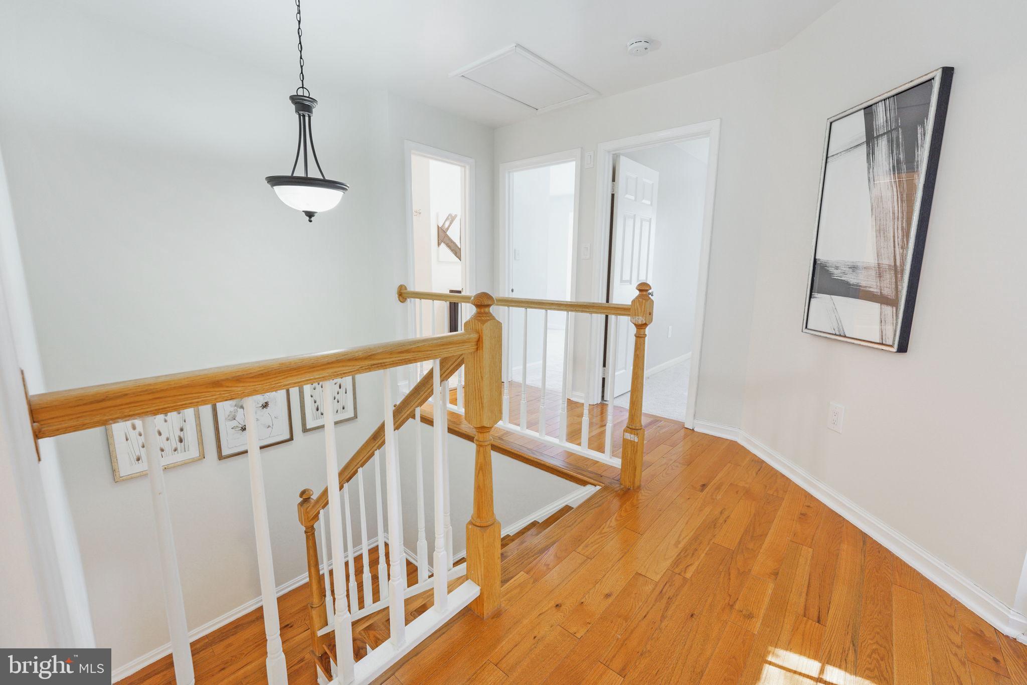 7210 Olde Lantern Way Springfield, VA 22152 - Photo 36 of 52 Large Upper Level Landing