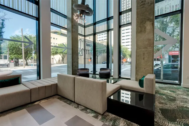 $2,250 | 1211 Caroline Street, Unit 907, Houston, TX 77002
