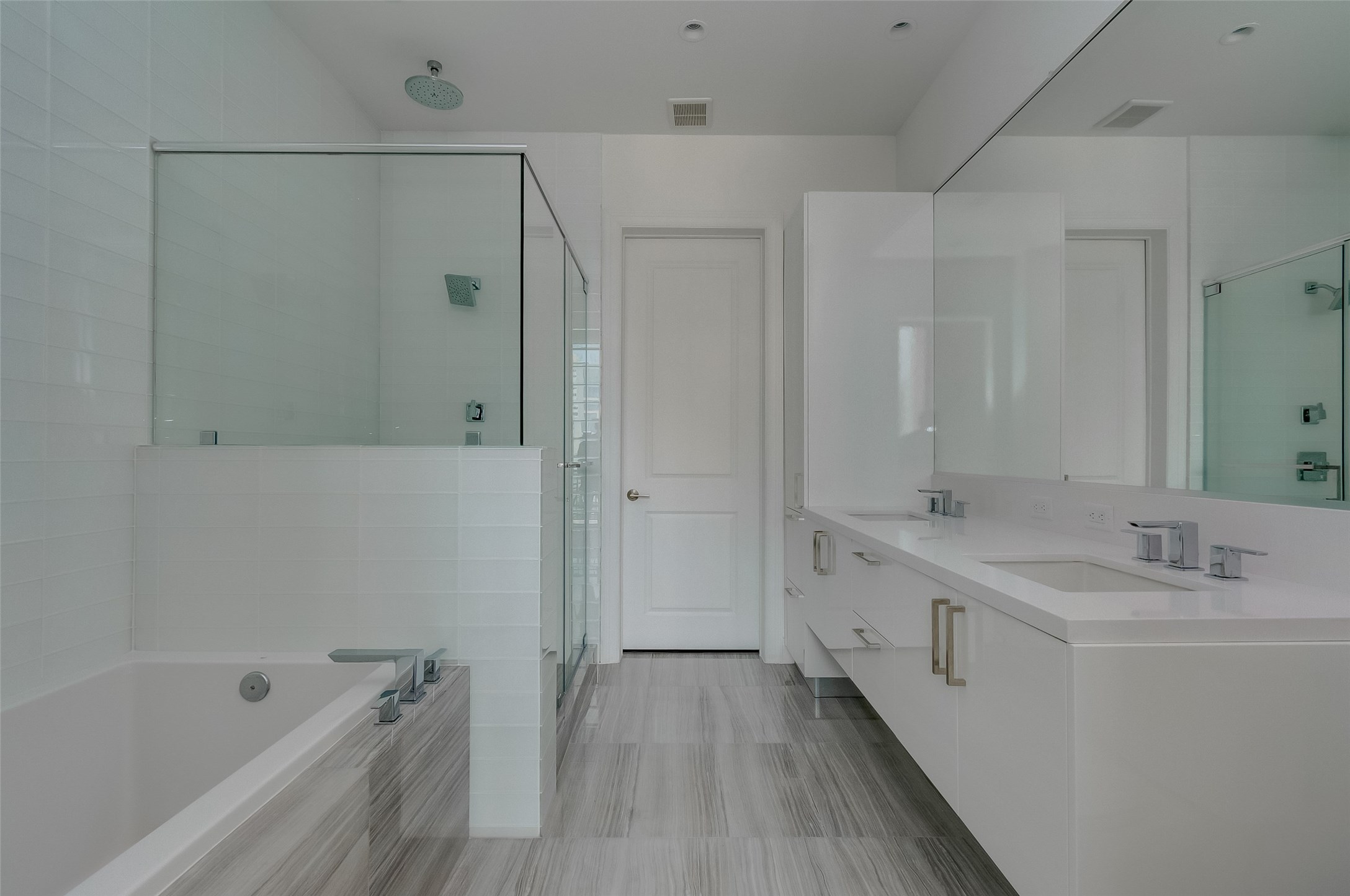 1211 Caroline Street, Unit 907 Houston, TX 77002 - Photo 18 of 38