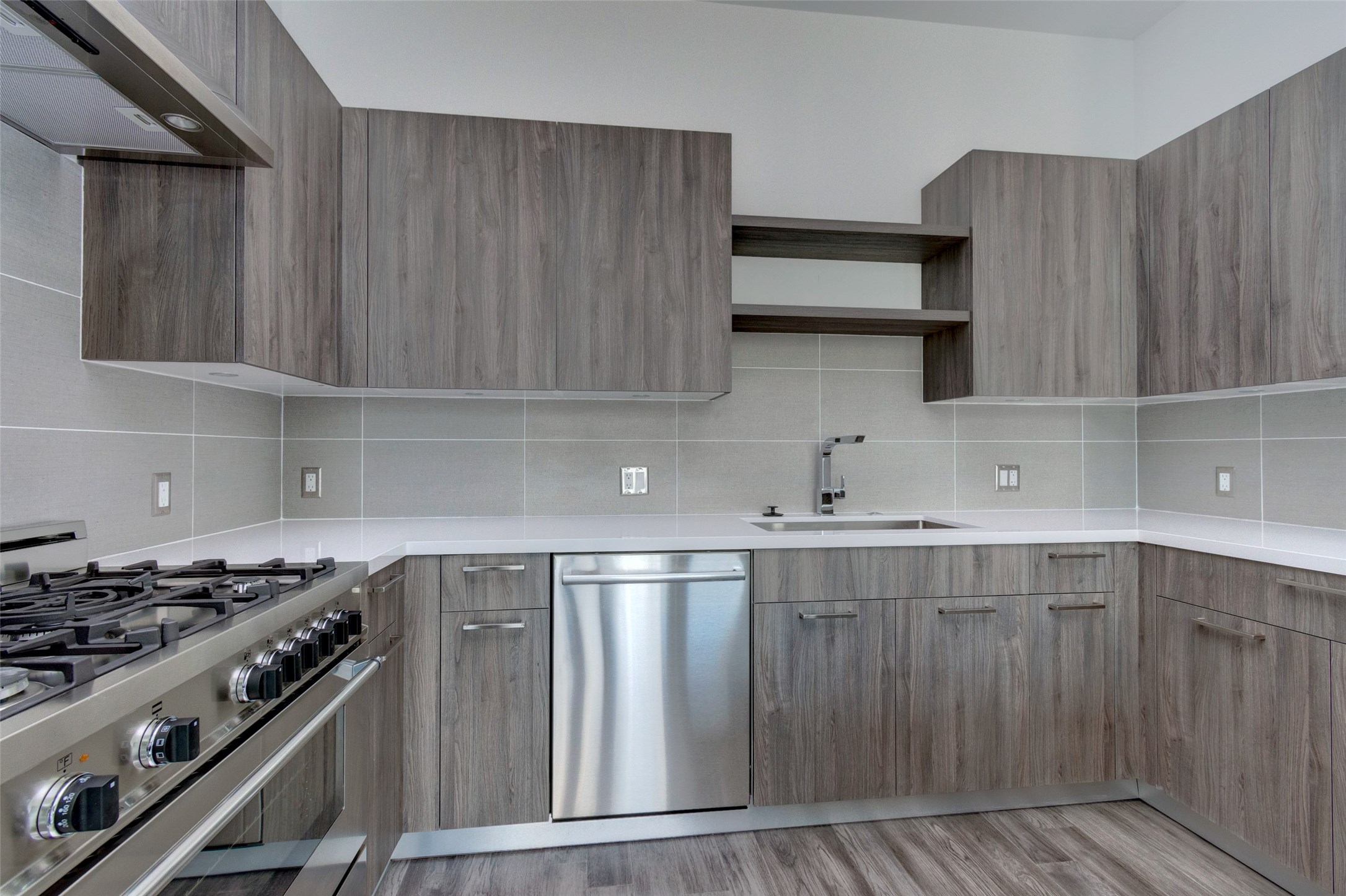 1211 Caroline Street, Unit 907 Houston, TX 77002 - Photo 24 of 38