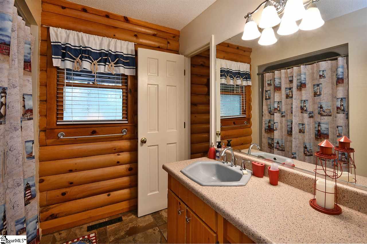 403 Lake Front Road Townville, SC 29689 - Photo 8 of 36 Gallery Image 8