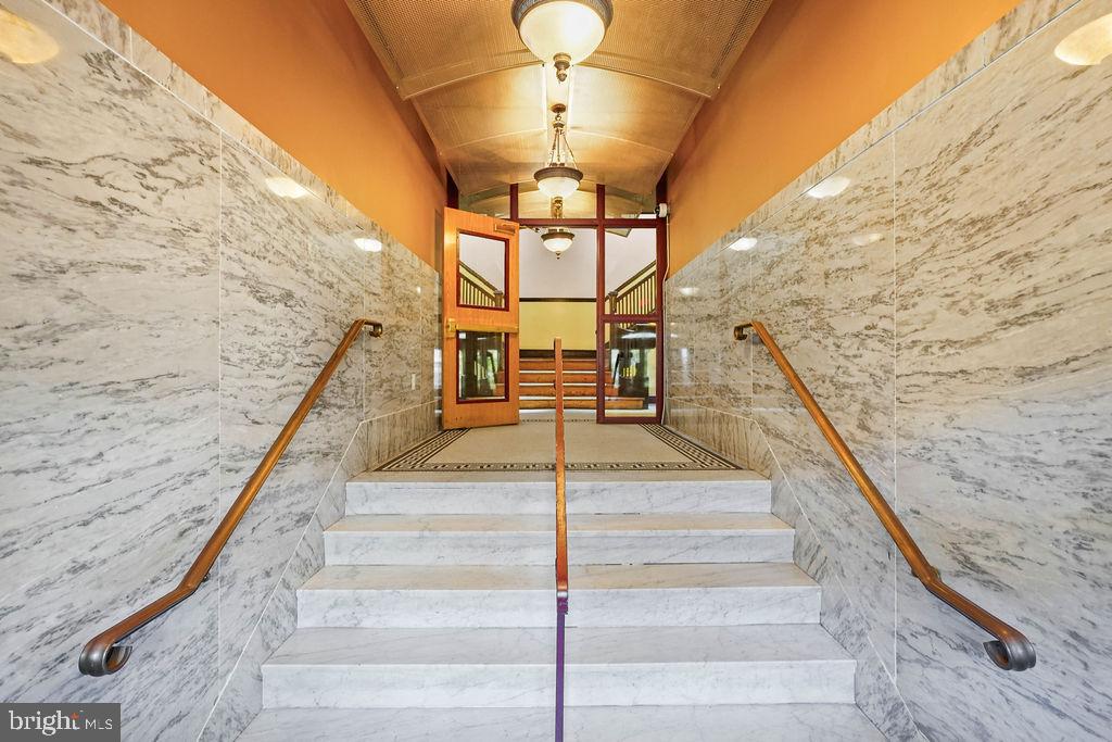 1419 Clifton Street Northwest, Unit 304 Washington, DC 20009 - Photo 20 of 22 a view of entryway