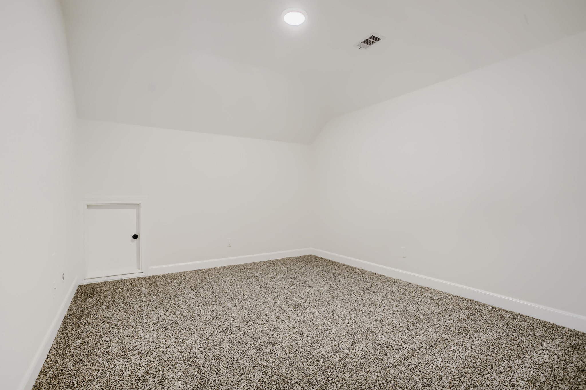 19911 Valkyrie Drive Spring, TX 77379 - Photo 13 of 31 Gallery Image 13