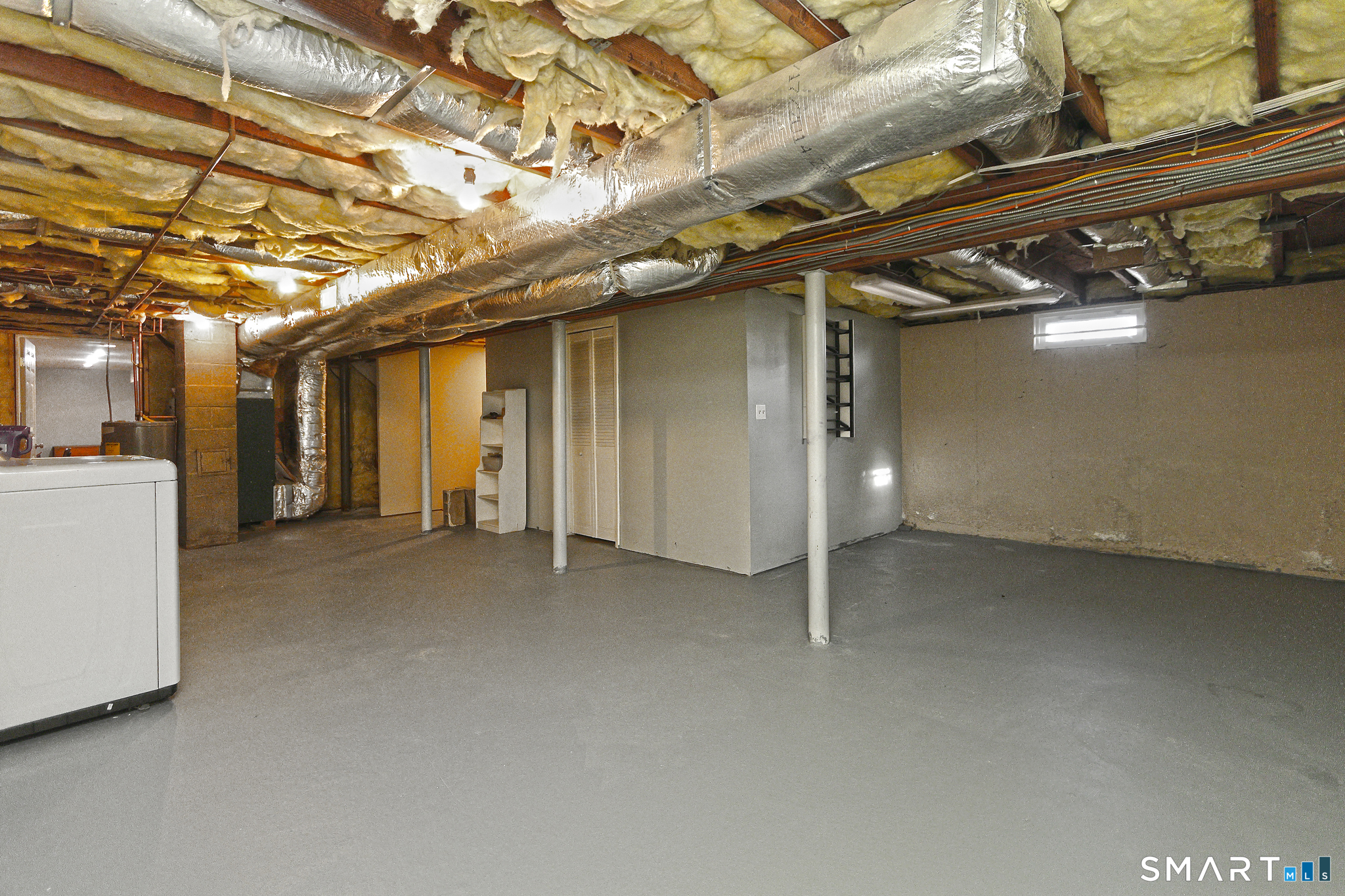 53 Pheasant Road West Haven, CT 06516 - Photo 33 of 39 a view of an empty room