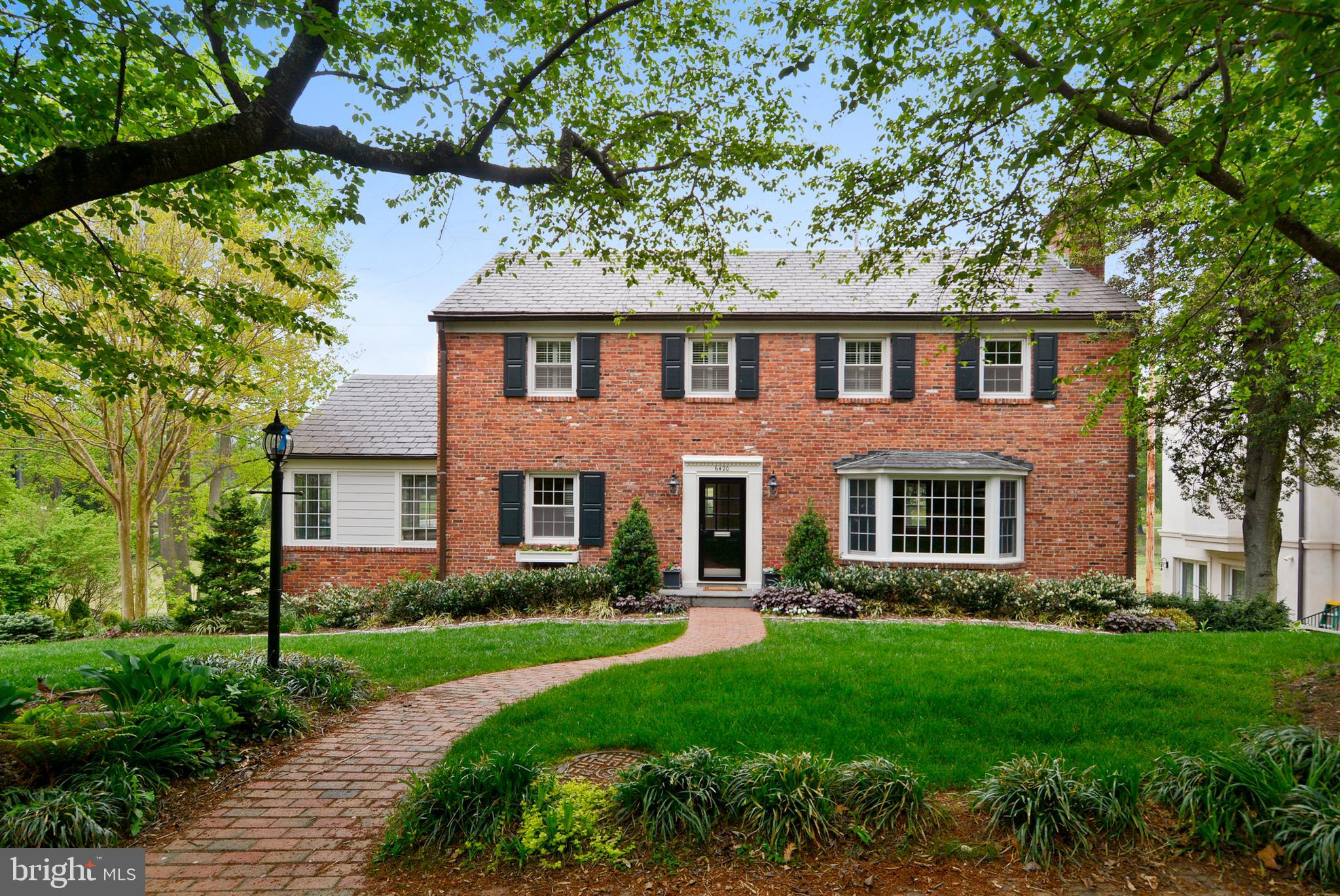 Lovely well blt brick home on quiet street/Kenwood