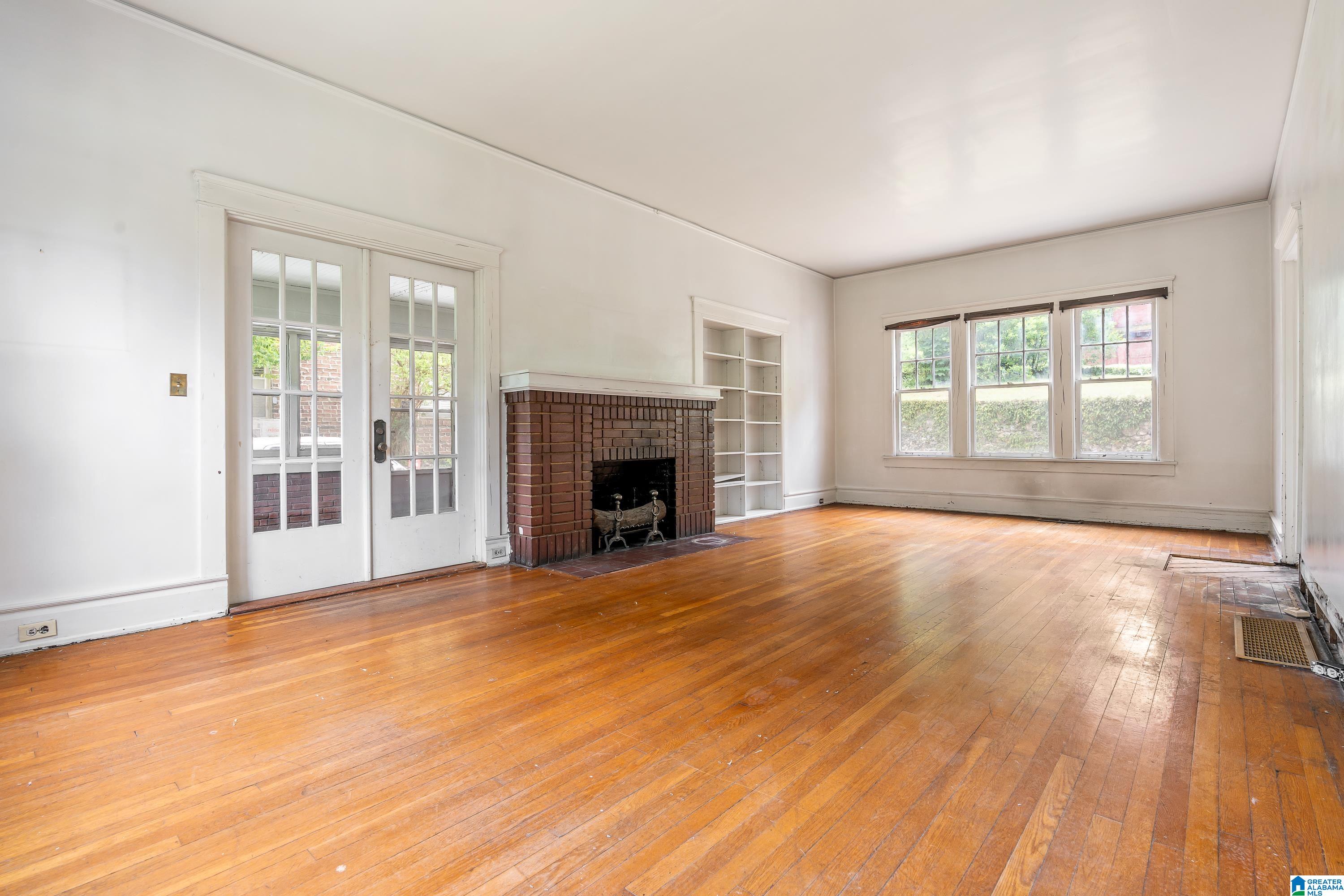 826 Essex Road Birmingham, AL 35222 - Photo 5 of 57