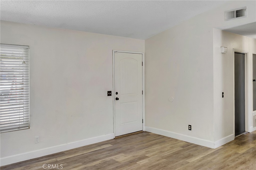12559 Daphne Drive Rancho Cucamonga, CA 91739 - Photo 5 of 29