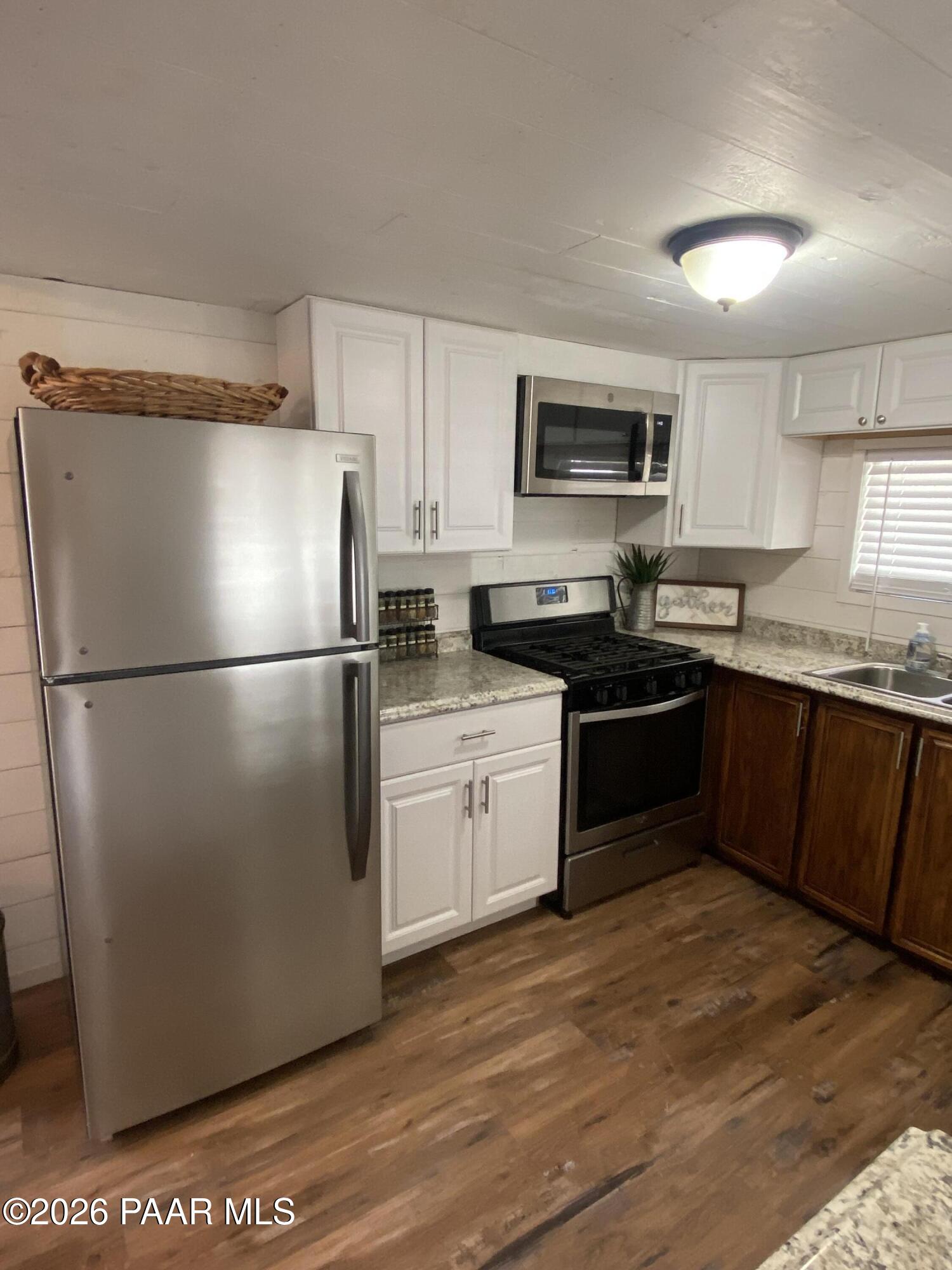 700 White Spar Road, Unit 36 Prescott, AZ 86303 - Photo 12 of 22 Stainless Steel Fridge