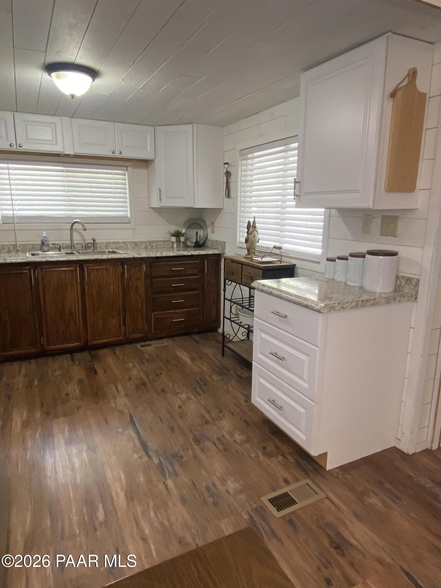 700 White Spar Road, Unit 36 Prescott, AZ 86303 - Photo 13 of 22 Newer Cabinetry