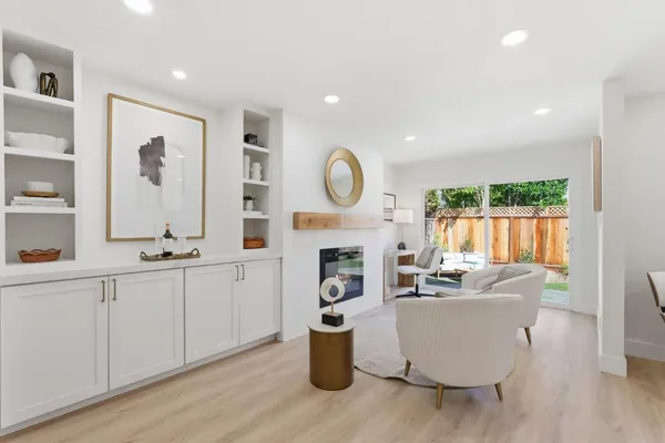 $1,998,000 | 929 Constitution Drive, Foster City, CA 94404