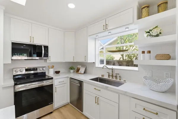 $1,998,000 | 929 Constitution Drive, Foster City, CA 94404