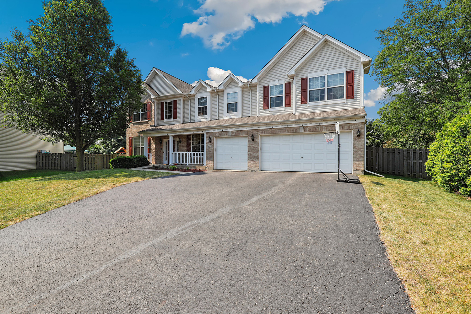 320 Claridge Circle Bolingbrook, IL 60440 - Photo 26 of 27 a front view of house with yard and green space