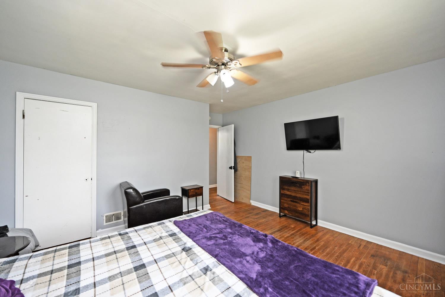 1834 Miles Road Cincinnati, OH 45231 - Photo 20 of 56