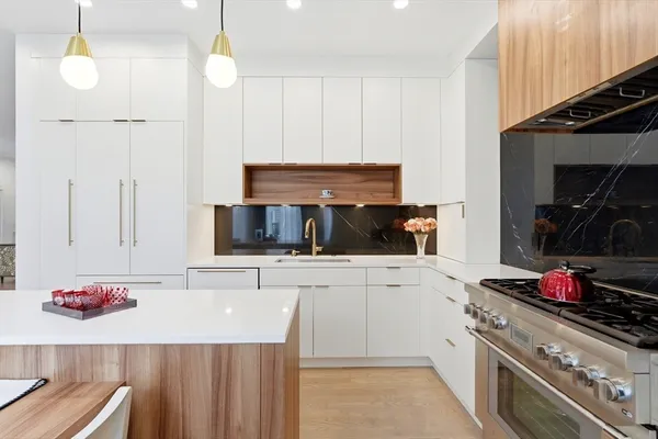 $1,950,000 | 70 Walker Street, Unit FRONT, Newton, MA 02460