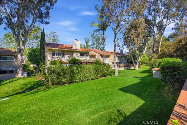 $5,900 | 508 Ventaja, Newport Beach, CA 92660