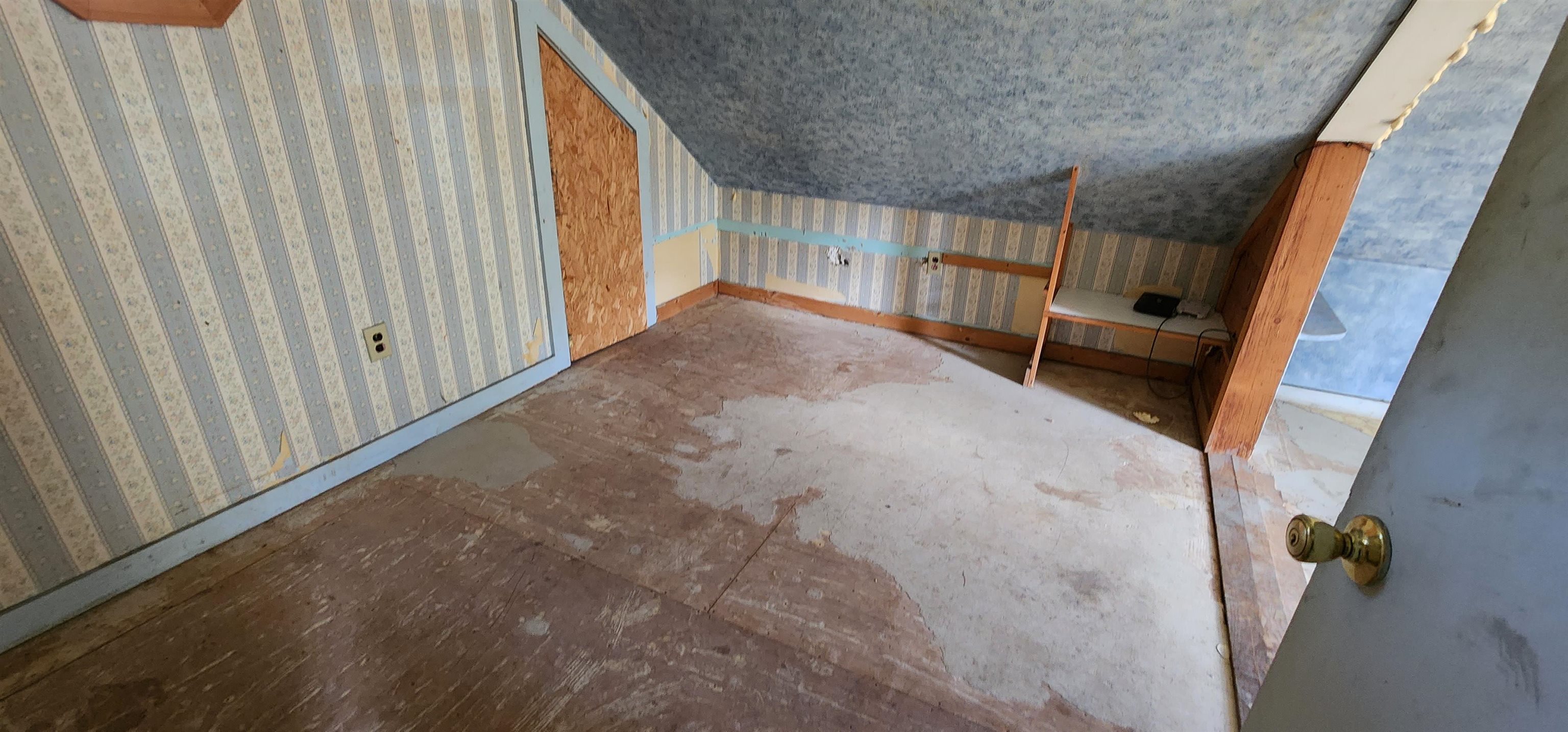 96 East Randolph Road Chelsea, VT 05038 - Photo 13 of 20