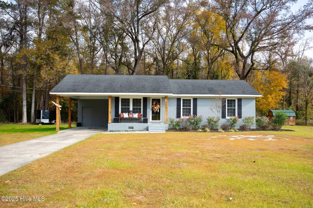 $315,000 | 316 Old Lumberton Road, Whiteville, NC 28472