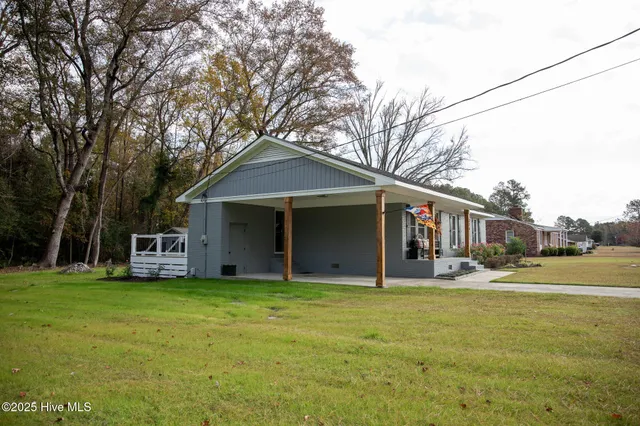 $315,000 | 316 Old Lumberton Road, Whiteville, NC 28472