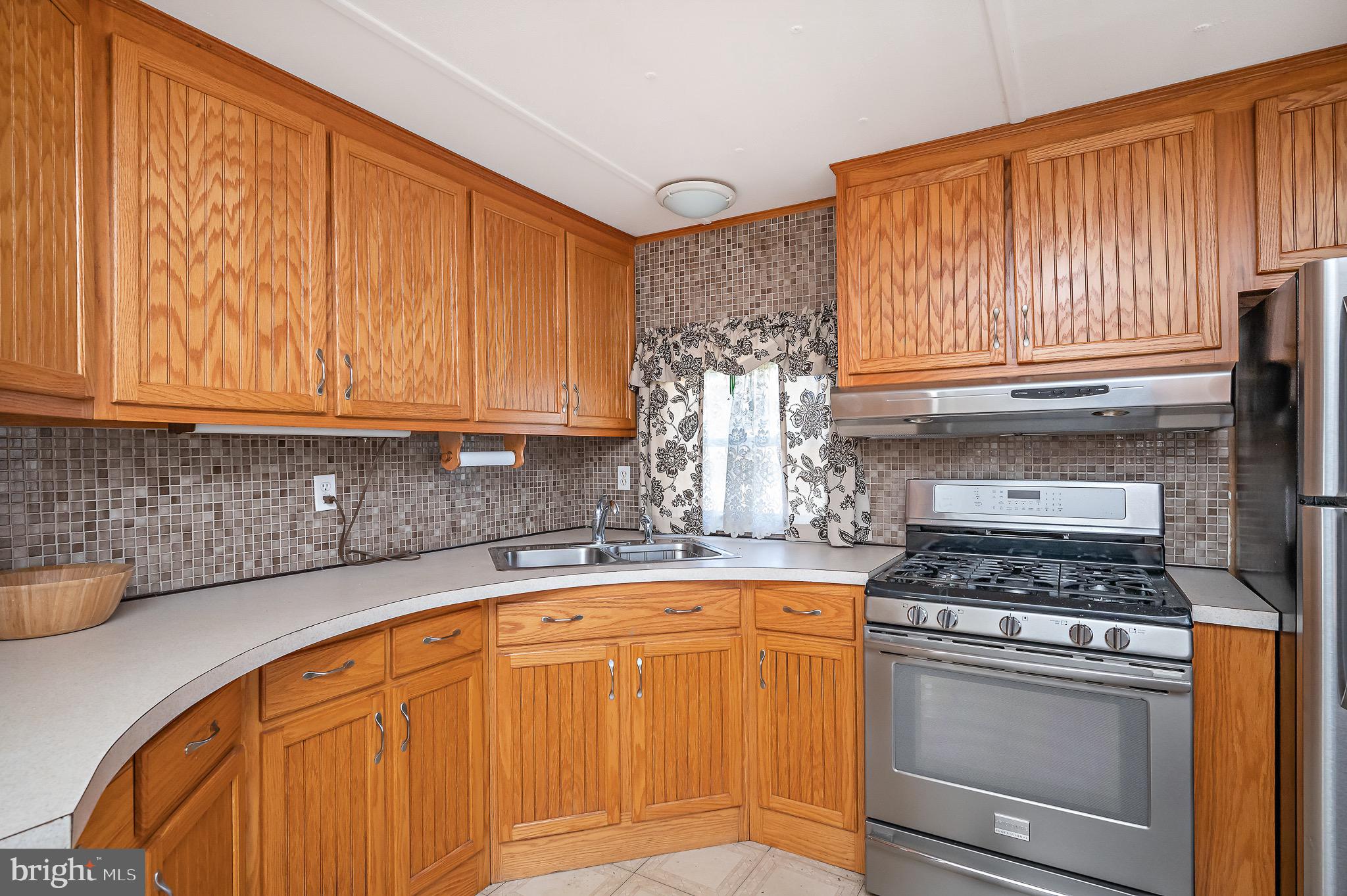 1516 Singer Road Joppa, MD 21085 - Photo 39 of 89 MOBILE HOME KITCHEN
