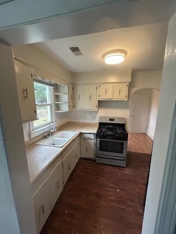 $374,900 | 1305 South Wisconsin Avenue, Lombard, IL 60148