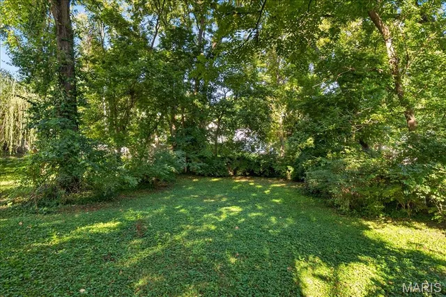 $300,000 | 619 North Bompart Avenue, St. Louis, MO 63119