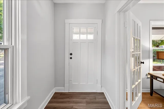 $300,000 | 619 North Bompart Avenue, St. Louis, MO 63119