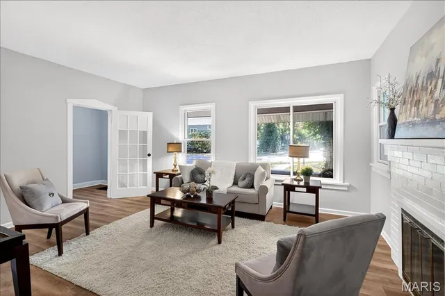 $300,000 | 619 North Bompart Avenue, St. Louis, MO 63119