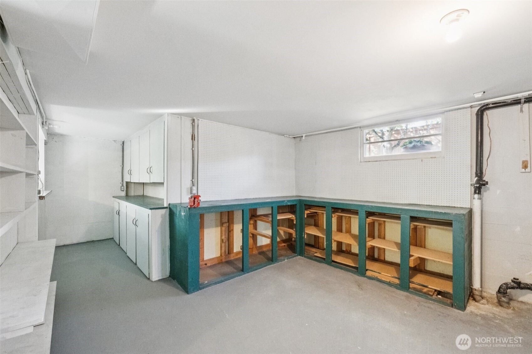 730 Northwest 73rd Street Seattle, WA 98117 - Photo 29 of 39 a view of an empty room with window