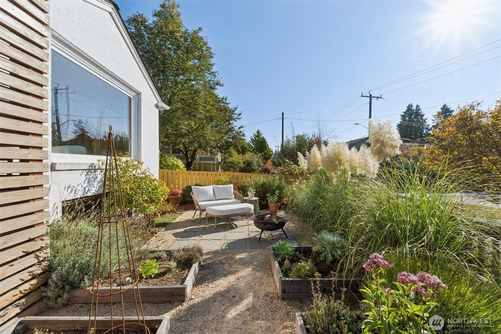 730 Northwest 73rd Street Seattle, WA 98117 - Photo 3 of 39 a garden with plants