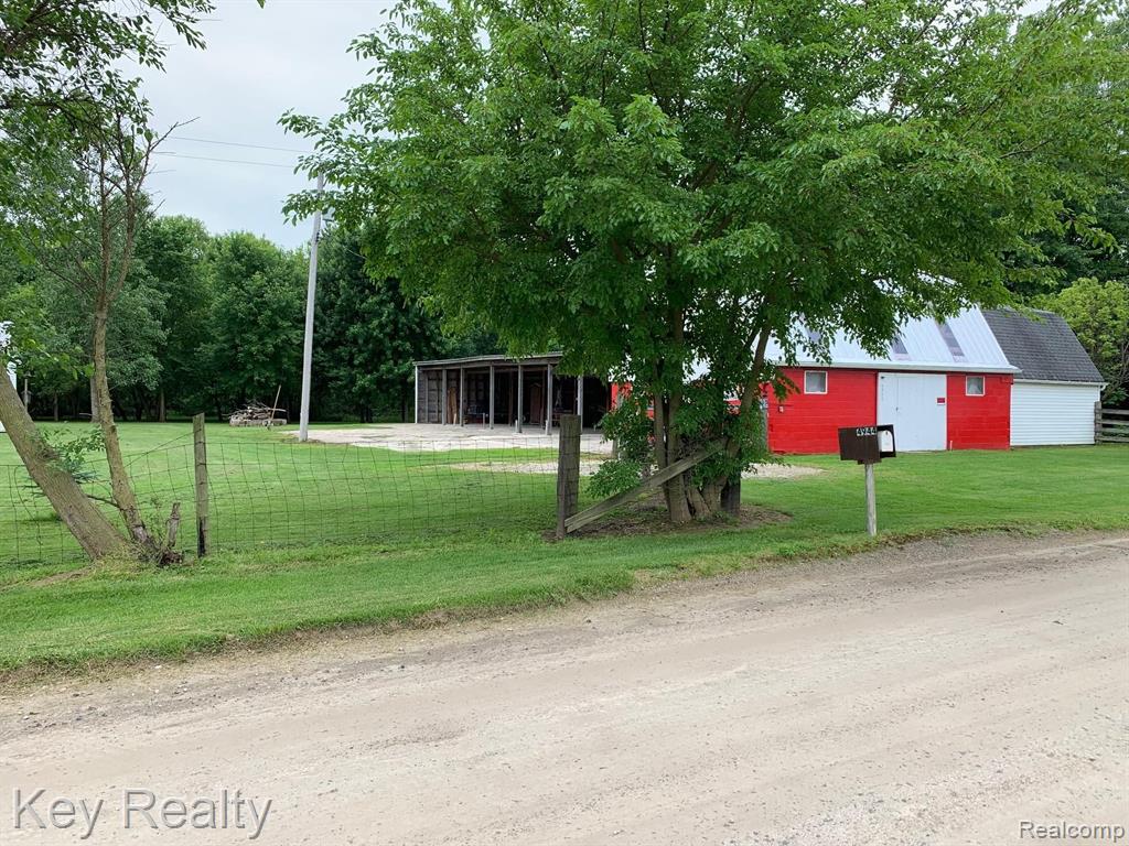 4955 Ohara Road Carleton, MI 48117 - Photo 2 of 25