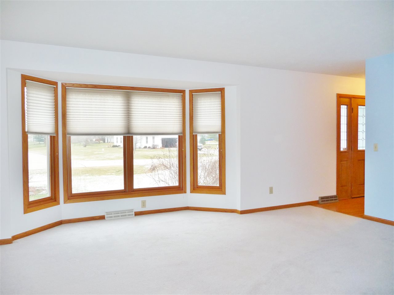 4349 Waltham Road Roscoe, IL 61073 - Photo 3 of 27 an empty room with a window