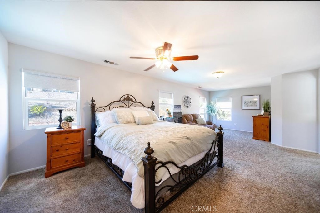 29063 Boulder Crest Way Menifee, CA 92584 - Photo 28 of 40 Oversized primary bedroom