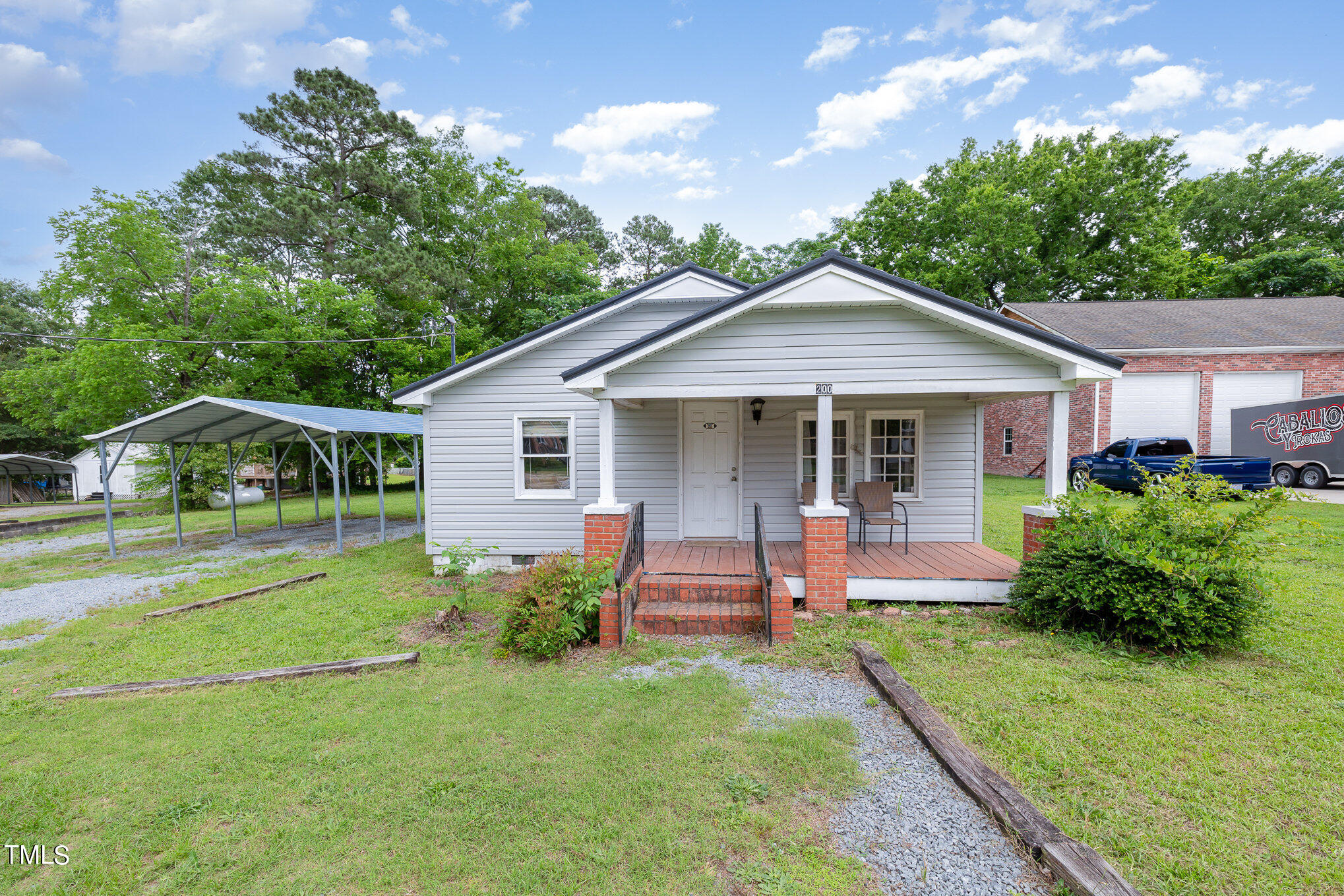 200 Galilee Road Smithfield, NC 27577 - Photo 1 of 24 001_img_2015-edit