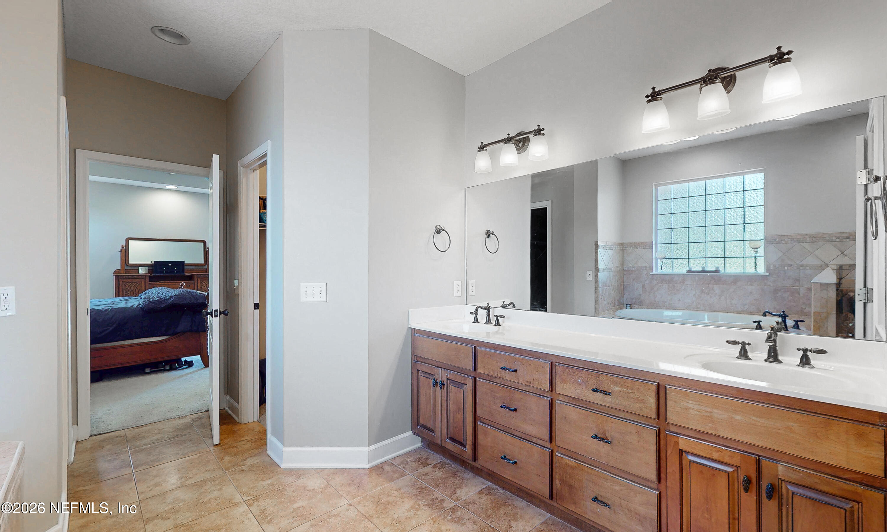 391595 Prospect Landing Hilliard, FL 32046 - Photo 25 of 69 Bath Primary b