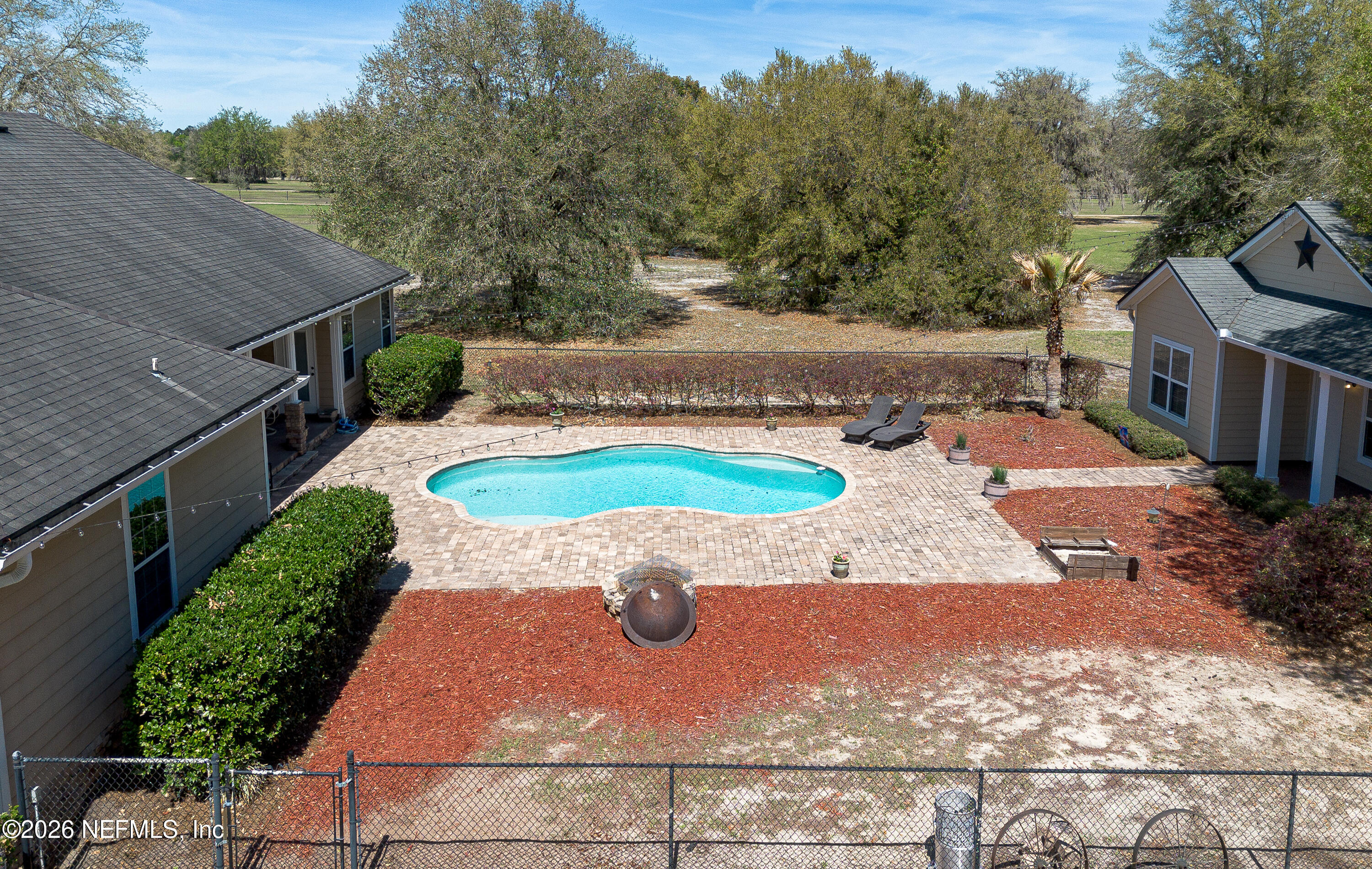 391595 Prospect Landing Hilliard, FL 32046 - Photo 5 of 69 Ext Backyard_