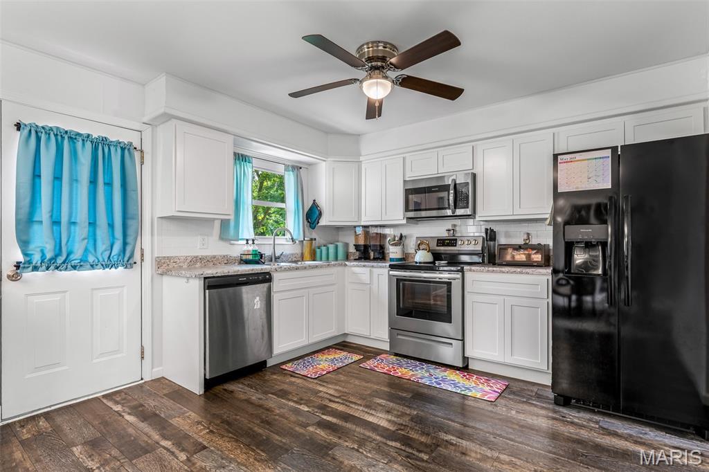 2110 Devonshire Drive Imperial, MO 63052 - Photo 11 of 34