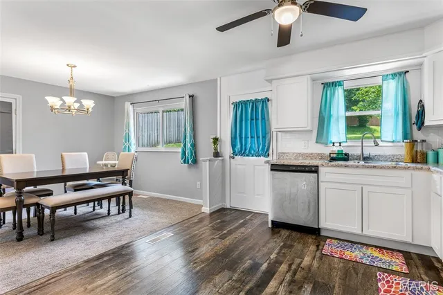 $245,000 | 2110 Devonshire Drive, Imperial, MO 63052