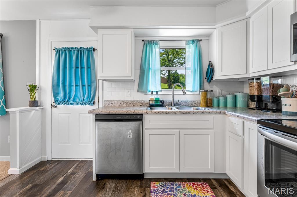 2110 Devonshire Drive Imperial, MO 63052 - Photo 15 of 34