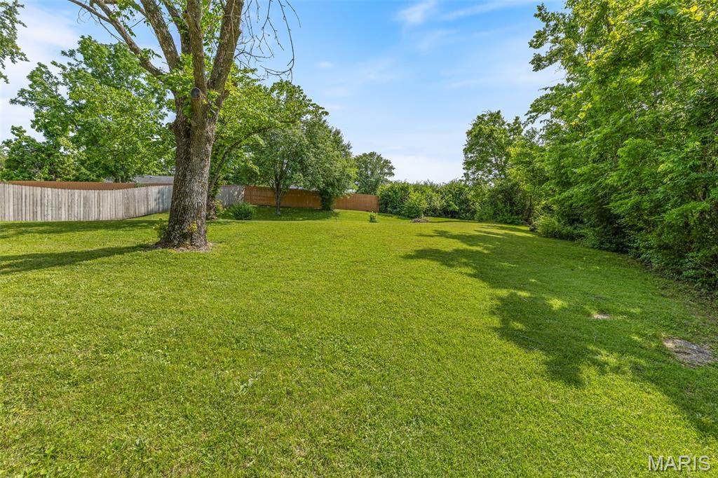 2110 Devonshire Drive Imperial, MO 63052 - Photo 6 of 34