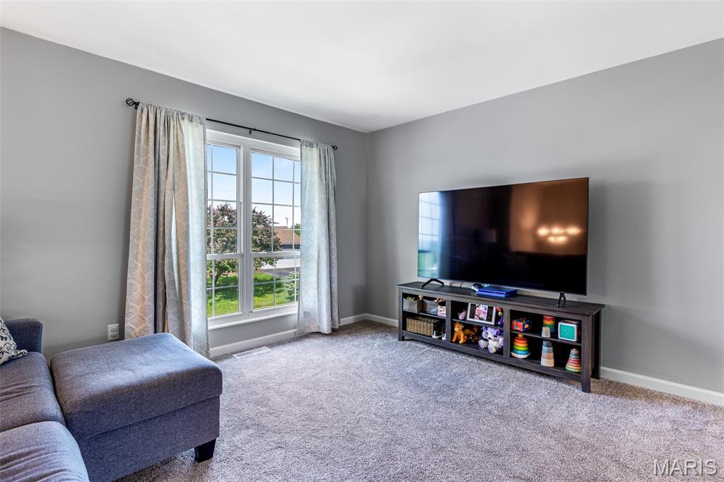 2110 Devonshire Drive Imperial, MO 63052 - Photo 8 of 34